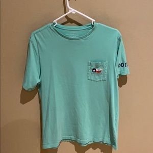 Vineyard vines t-shirt